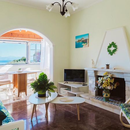 Achilleion Holiday Home ภายนอก รูปภาพ