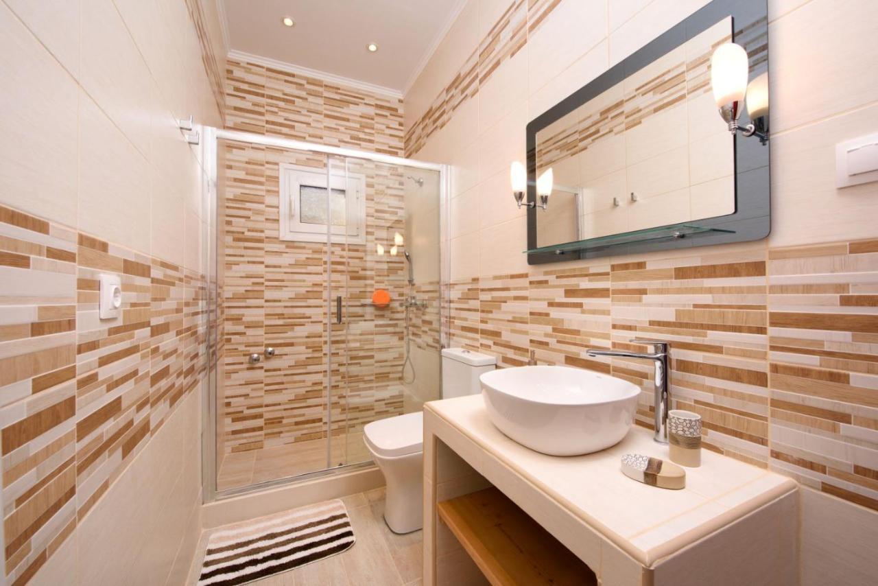 Achilleion Holiday Home ภายนอก รูปภาพ