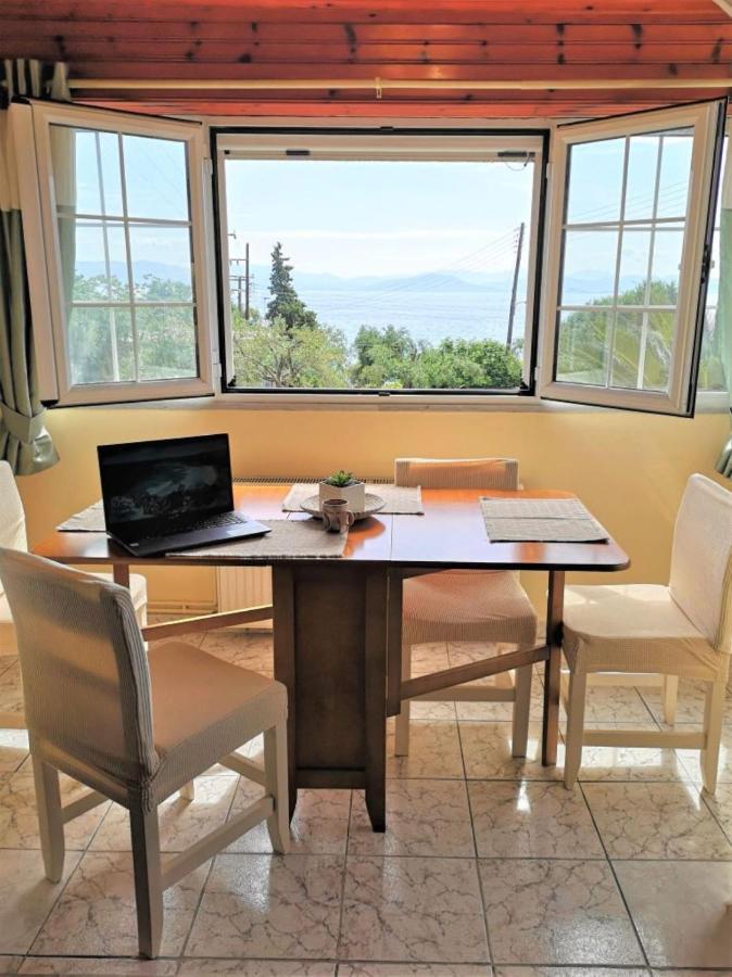 Achilleion Holiday Home ภายนอก รูปภาพ
